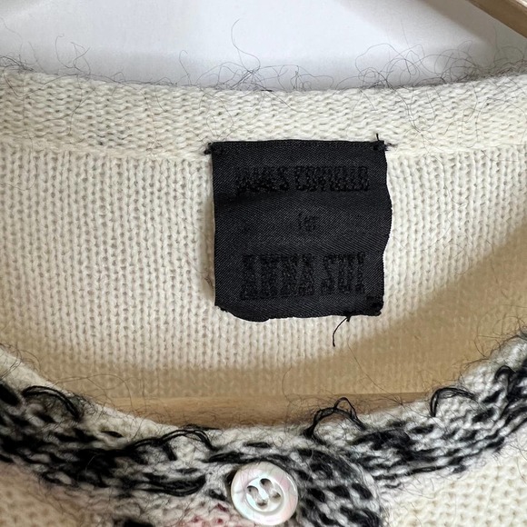 Anna Sui James Coviello Foranna White with Red and Black Details Sweater - Picture 6 of 12